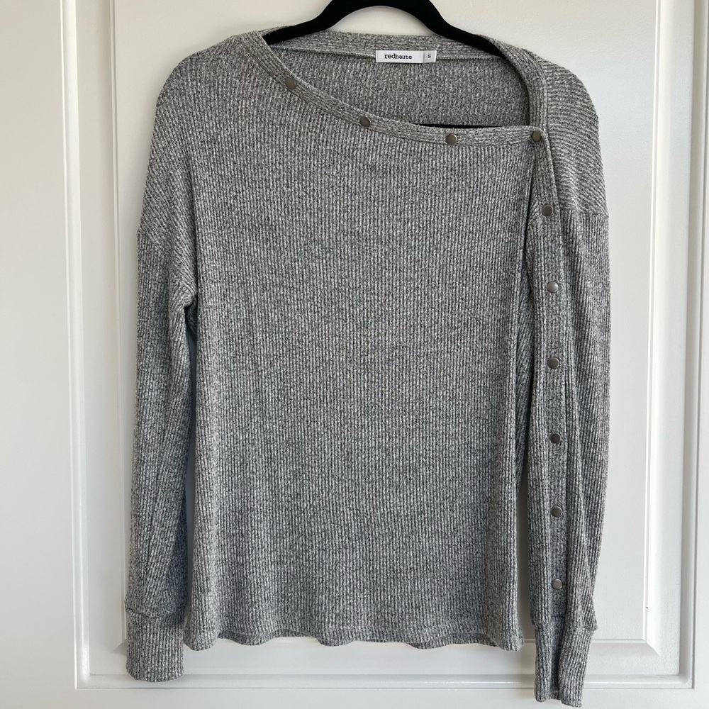 Redhaute Button Asymmetrical Off the Shoulder Lightweight Sweater